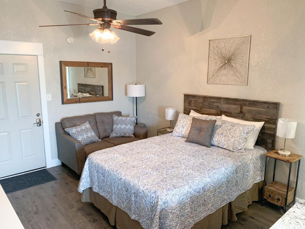 Budget Friendly Condo Within Walking Distance To The Beach! Gulf Shores Dış mekan fotoğraf