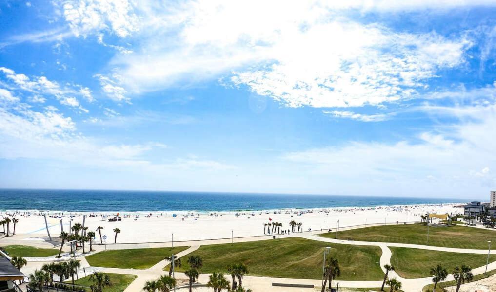 Budget Friendly Condo Within Walking Distance To The Beach! Gulf Shores Dış mekan fotoğraf