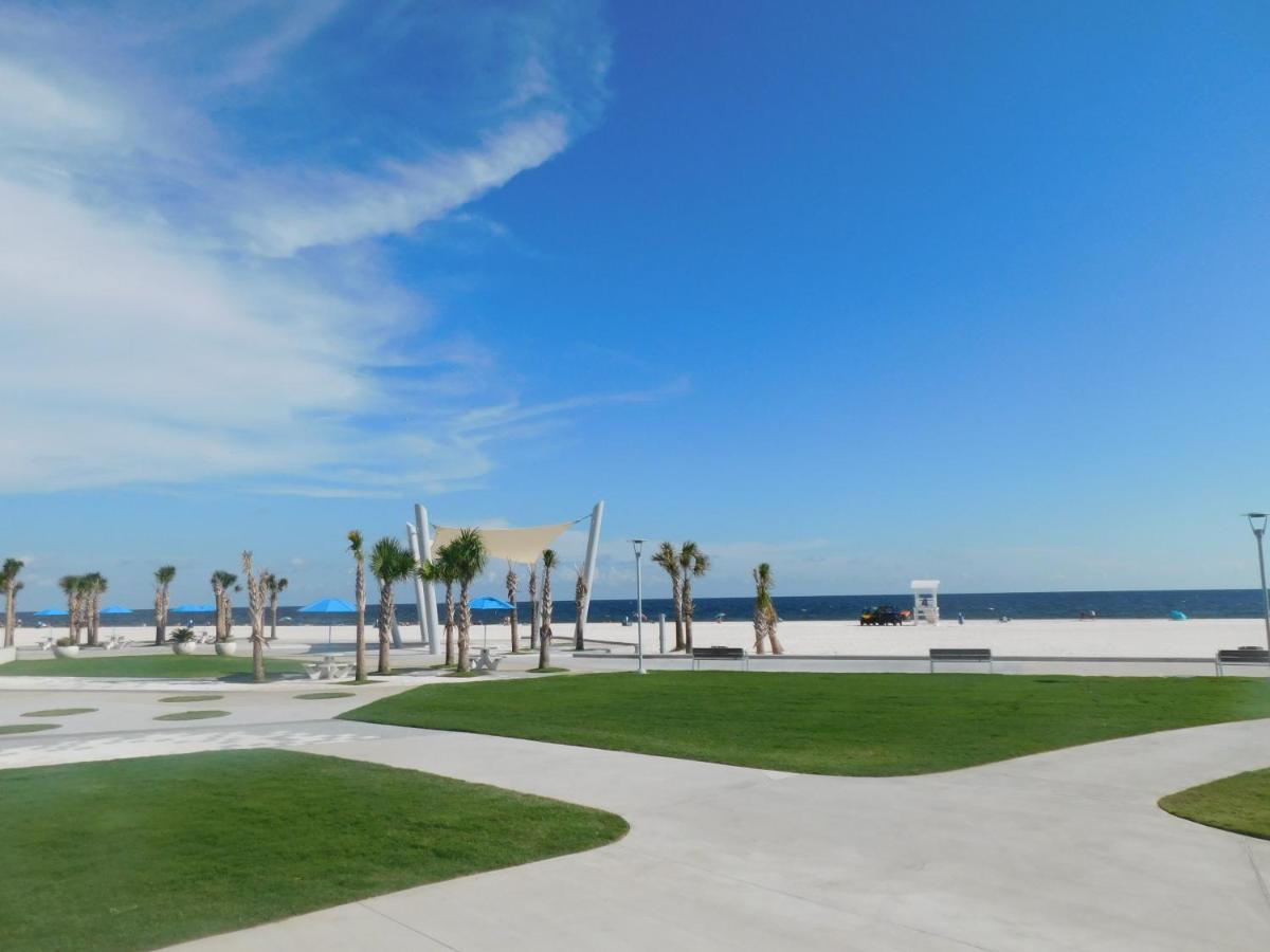 Budget Friendly Condo Within Walking Distance To The Beach! Gulf Shores Dış mekan fotoğraf